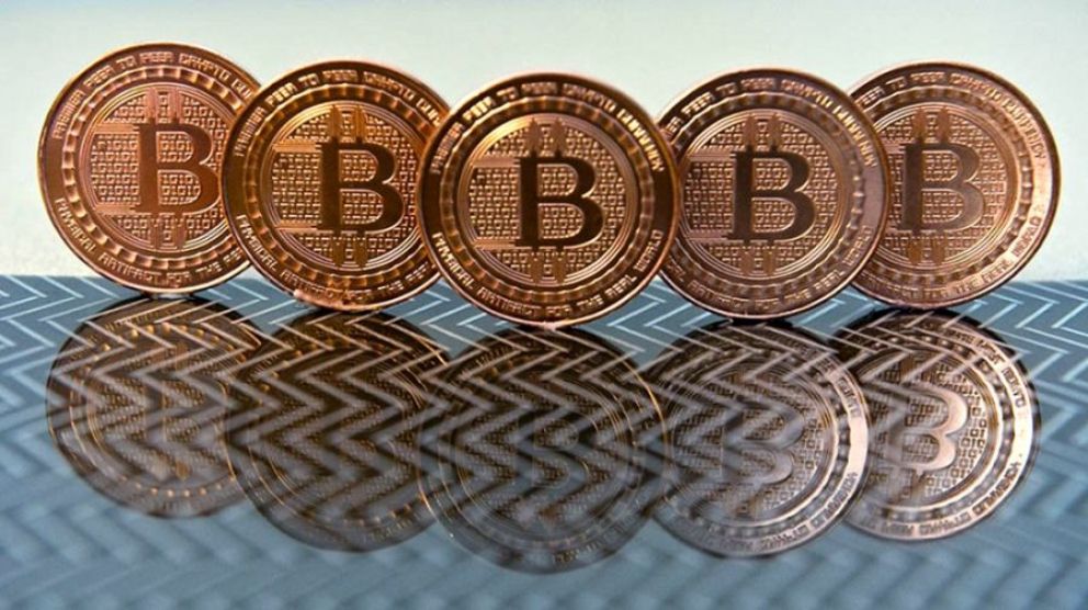 La industria y usuarios cripto se reconfiguran ante la caída de más del 60% del precio