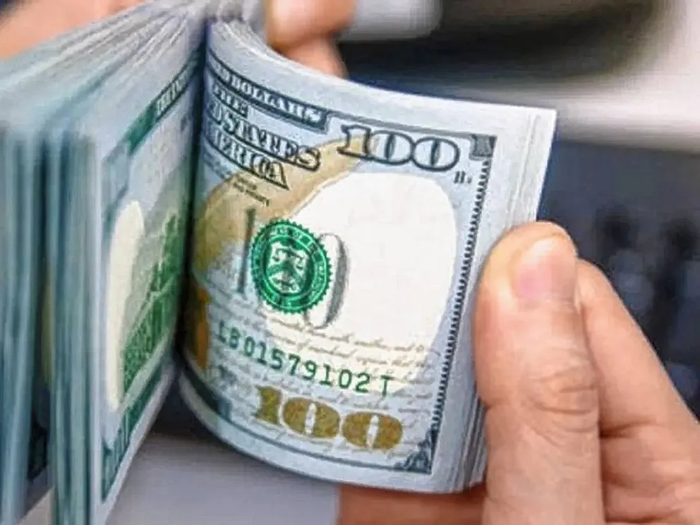 El dólar blue volvió a caer y avanzaron los tipos de cambio financiero