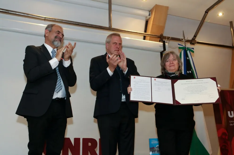 Sentido homenaje a Juan Carlos Del Bello en Bariloche