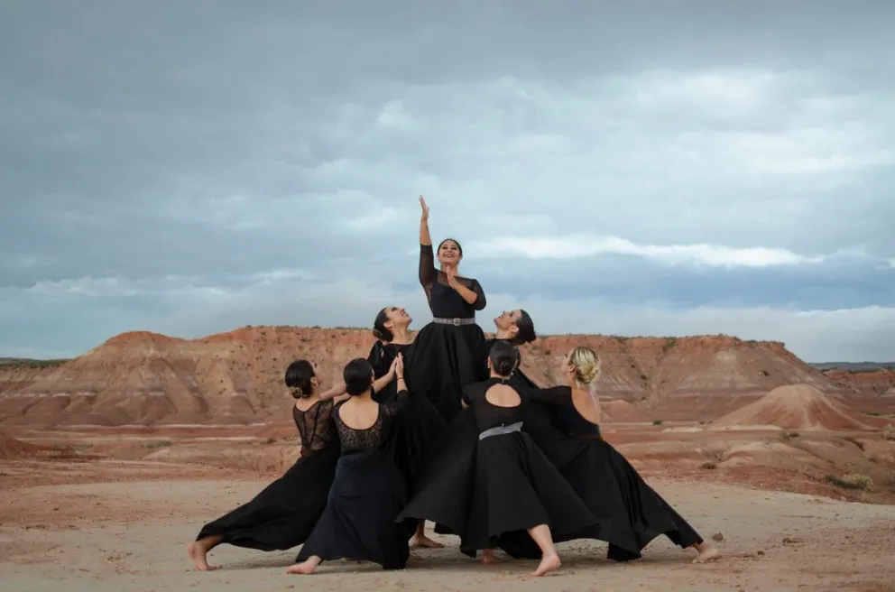 Llega la compañía de danza estilizada Latidos de Mujeres
