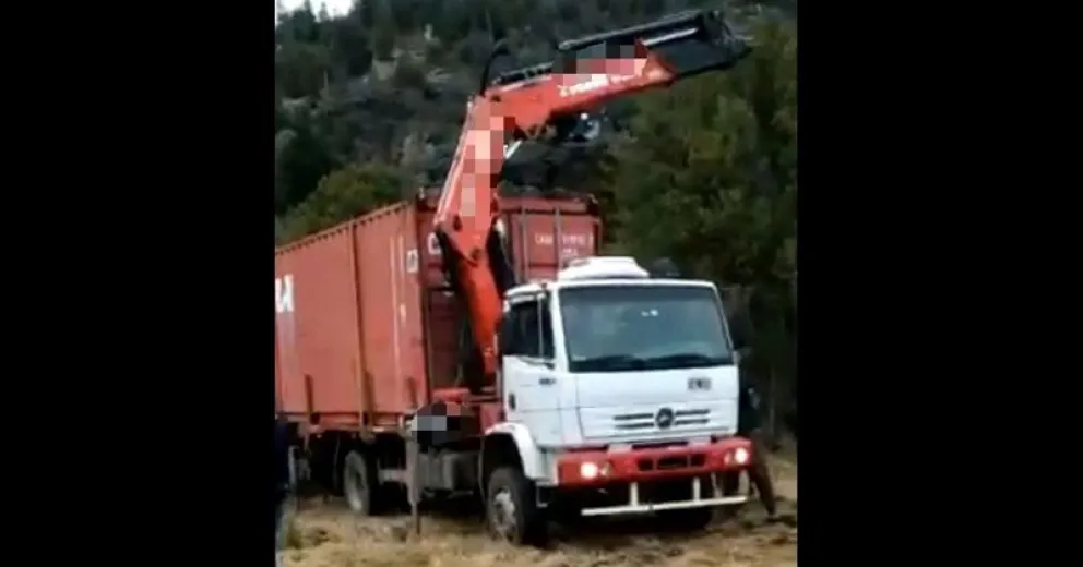 Increíble: con un camión grúa robaron un container, pero la Policía lo recuperó