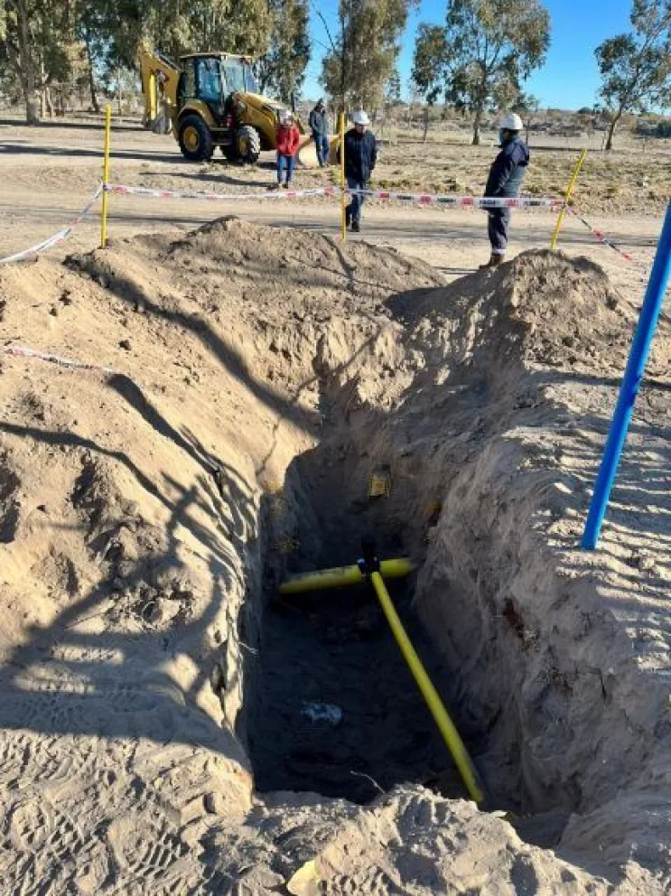 Se aprobaron obras para dotar de gas natural a más de 300 familias de tres localidades del Alto Valle