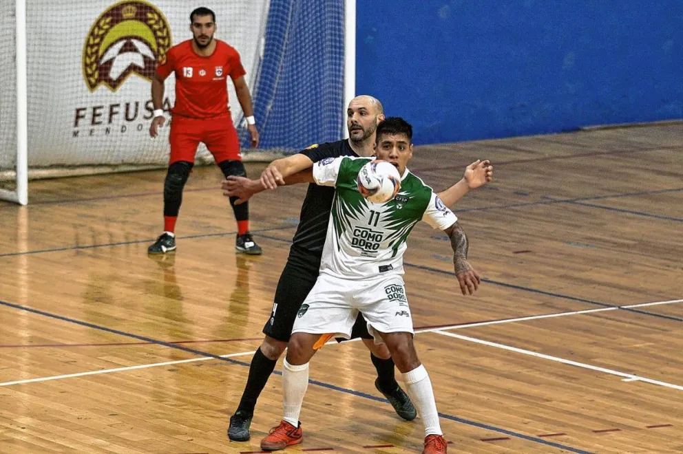 Futsal: Comodoro empató con Metropolitana