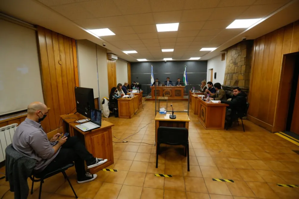 La noche previa a su desaparición durmió en la casa de Paine y abandonó la iglesia tras ser humillada