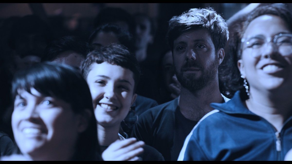 Crítica de "Las cosas donde ya no estaban", un antes del amanecer de Fabio A. Vallarelli 