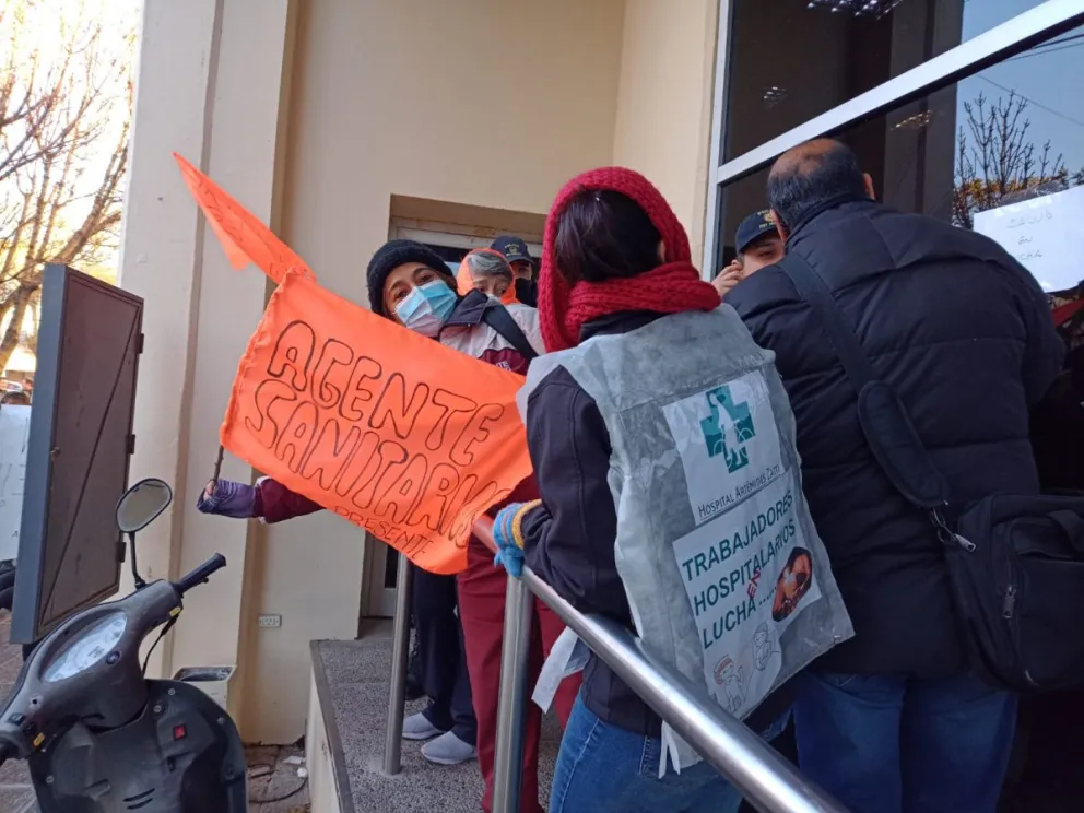 ASSPUR irrumpió en la Legislatura 