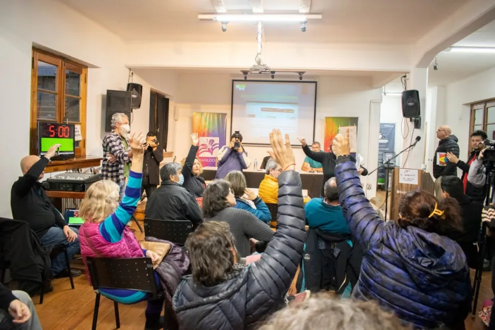 Nuevamente se posterga la audiencia pública por el aumento de la tarifa de colectivo