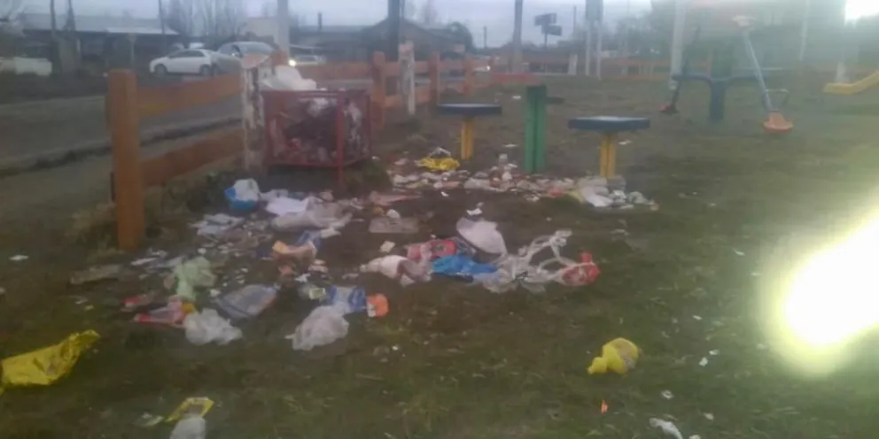Vecinos  del alto reclaman una solución urgente por acumulación de basura