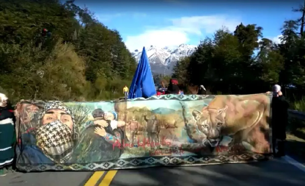 Por varias horas permaneció cortada la Ruta 40