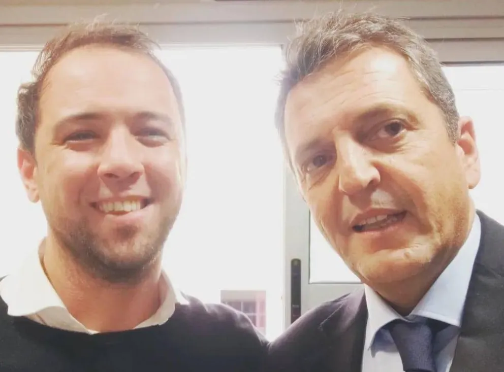 El pase de Montecino al Frente Renovador está dejando heridas de guerra