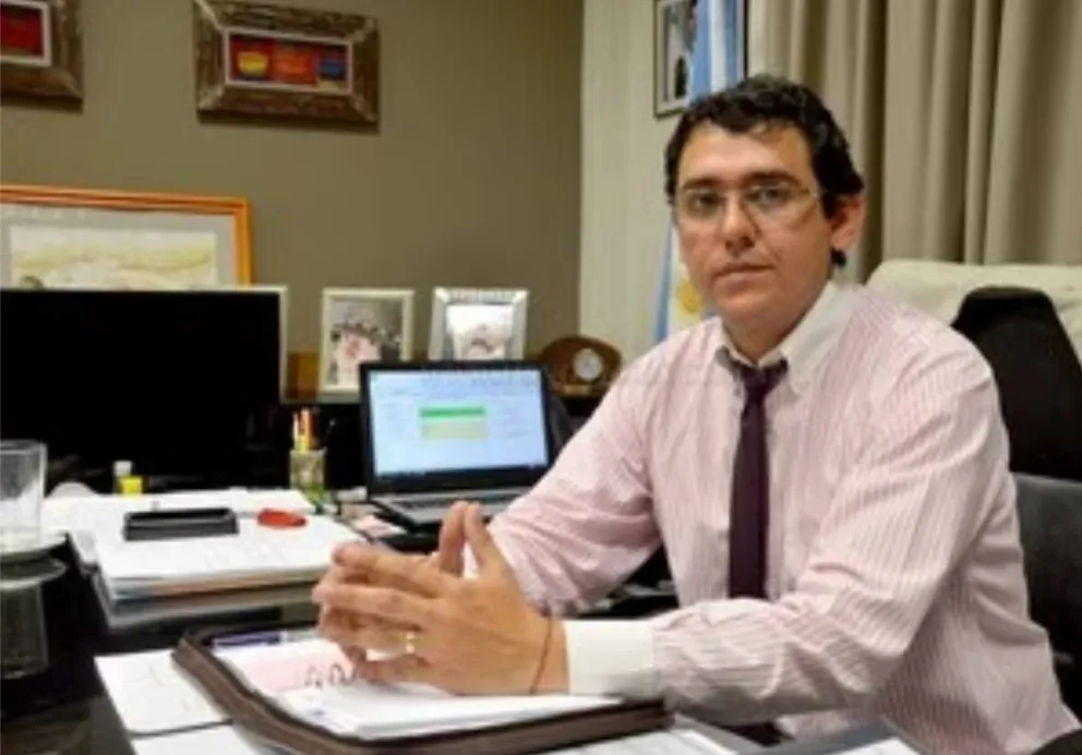 Gustavo Solís: “La reunión en Nación con funcionarios de Obras Públicas ha sido muy positiva”