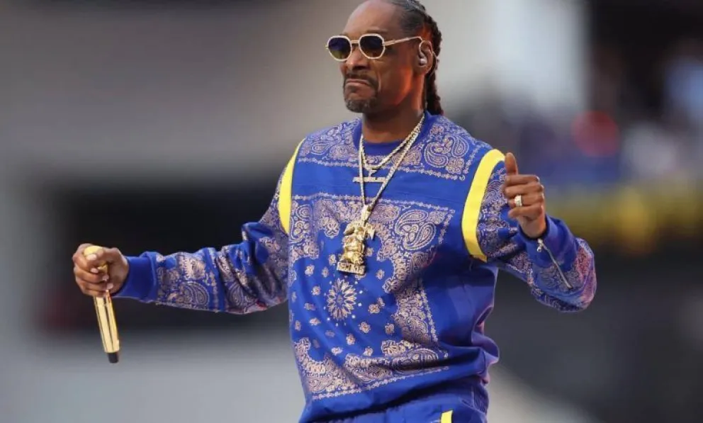 El rapero Snoop Dogg le paga una fortuna a una persona que sepa cuando quiere marihuana