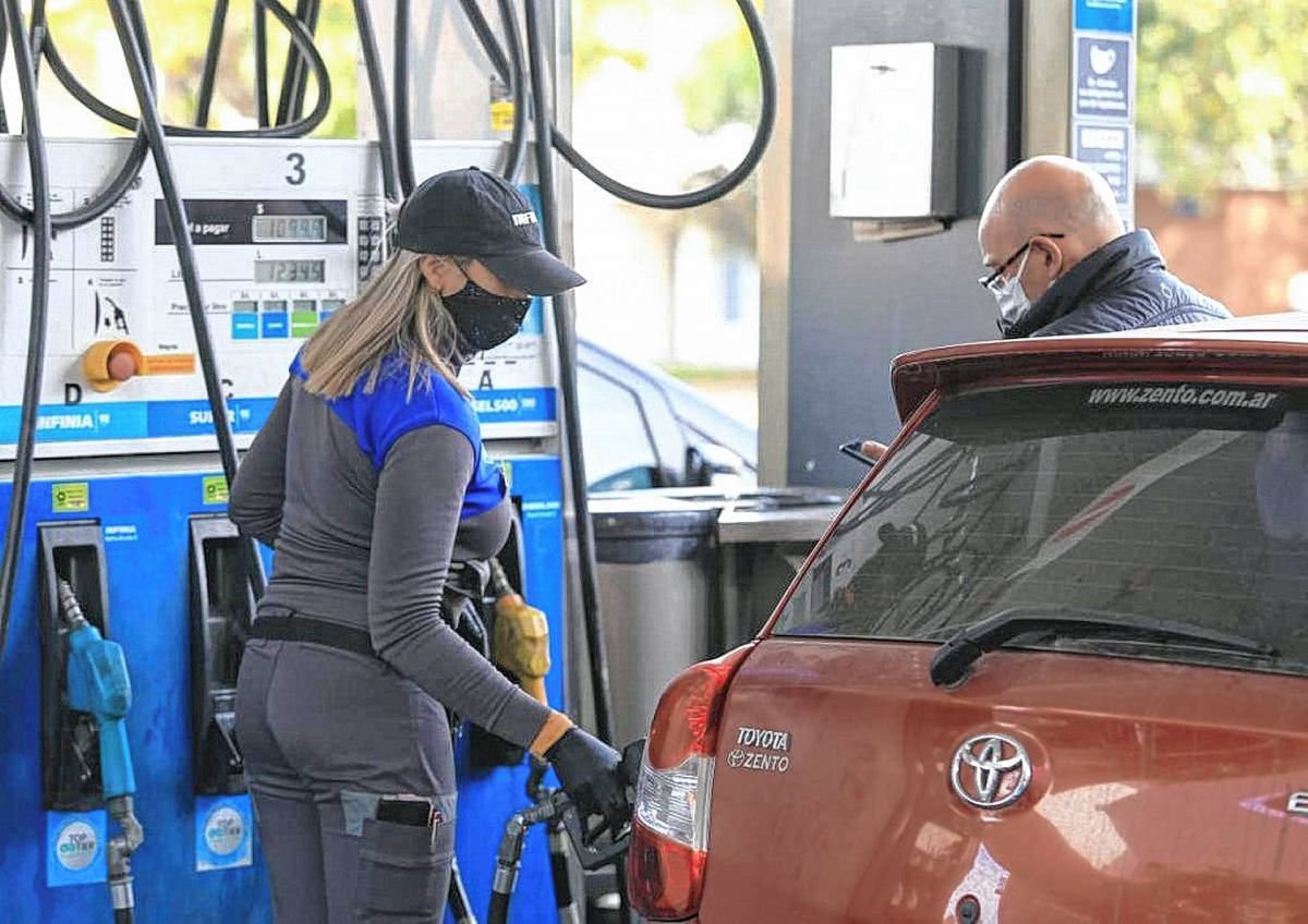 YPF aplicó una fuerte suba de combustibles: llega al 30% en algunos casos