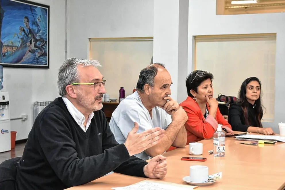 Tras insistentes convocatorias, Puratich finalmente se reunió con los concejales