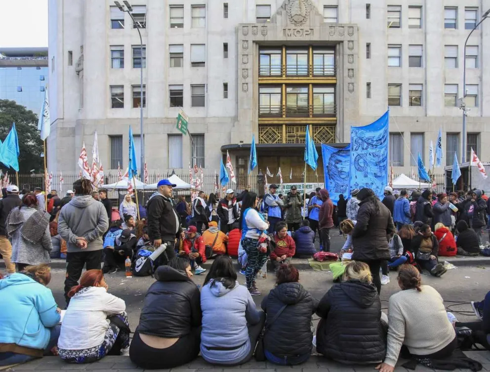 El Polo Obrero levantó el corte en la 9 de Julio