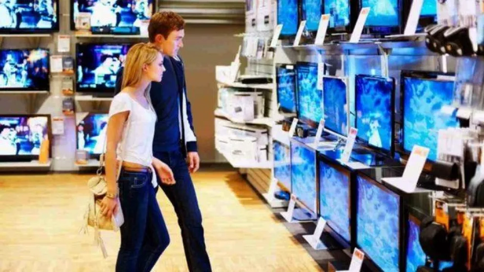 Locura por el Mundial: gran liquidación de Smart TV en 18 cuotas sin interés