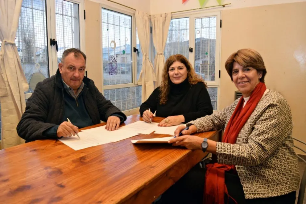 Municipalidad, Sedronar y Provincia firmaron convenio de colaboración