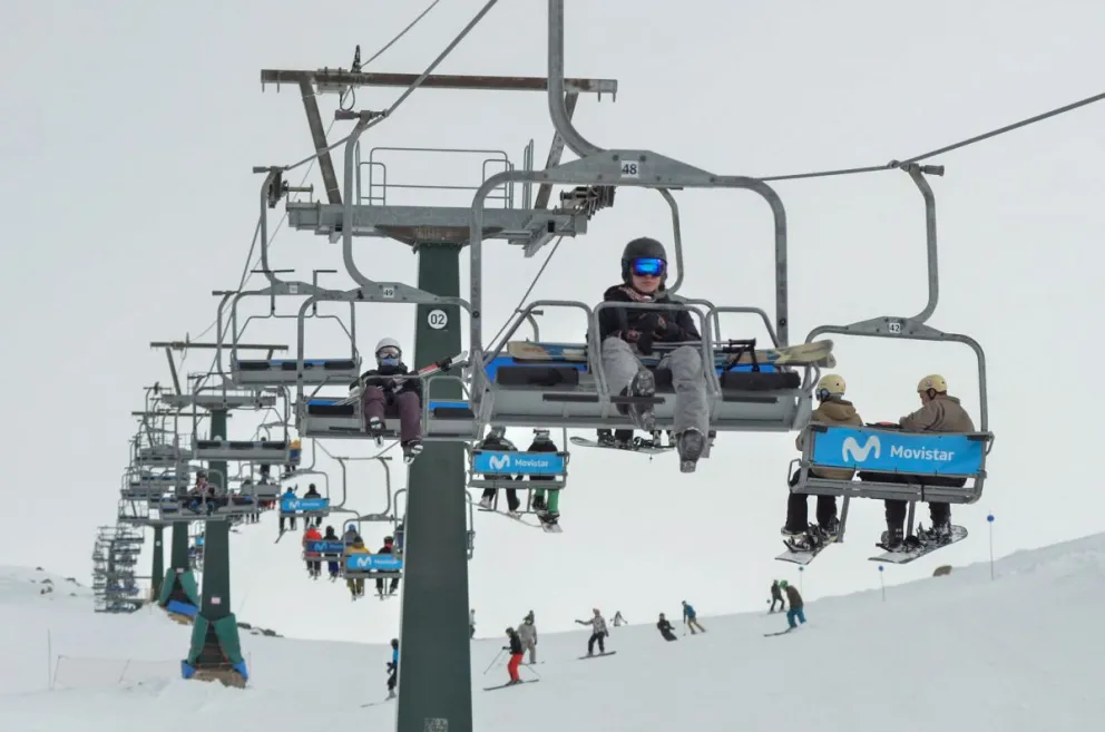 Abrió Cerro Catedral con buena cantidad de nieve y visitantes