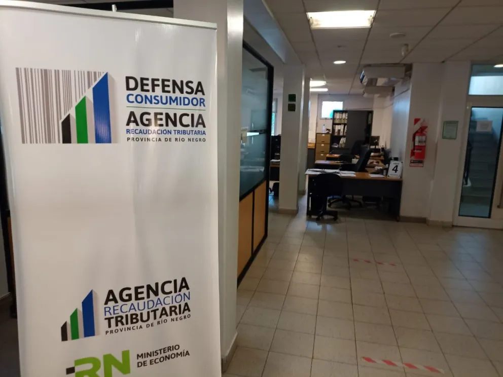 Un seguro médico de viaje tendrá que resarcir a una viedmense que compró un pasaje