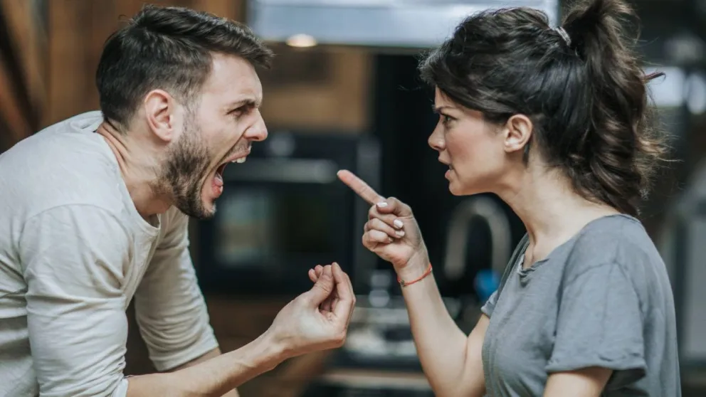Brutal pelea de parejas terminó a las puñaladas