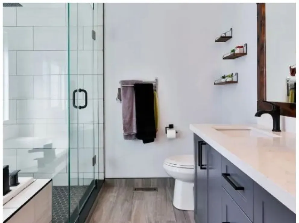 Truco casero para desengrasar vidrios y azulejos de la cocina y el baño ¡Tomá nota!