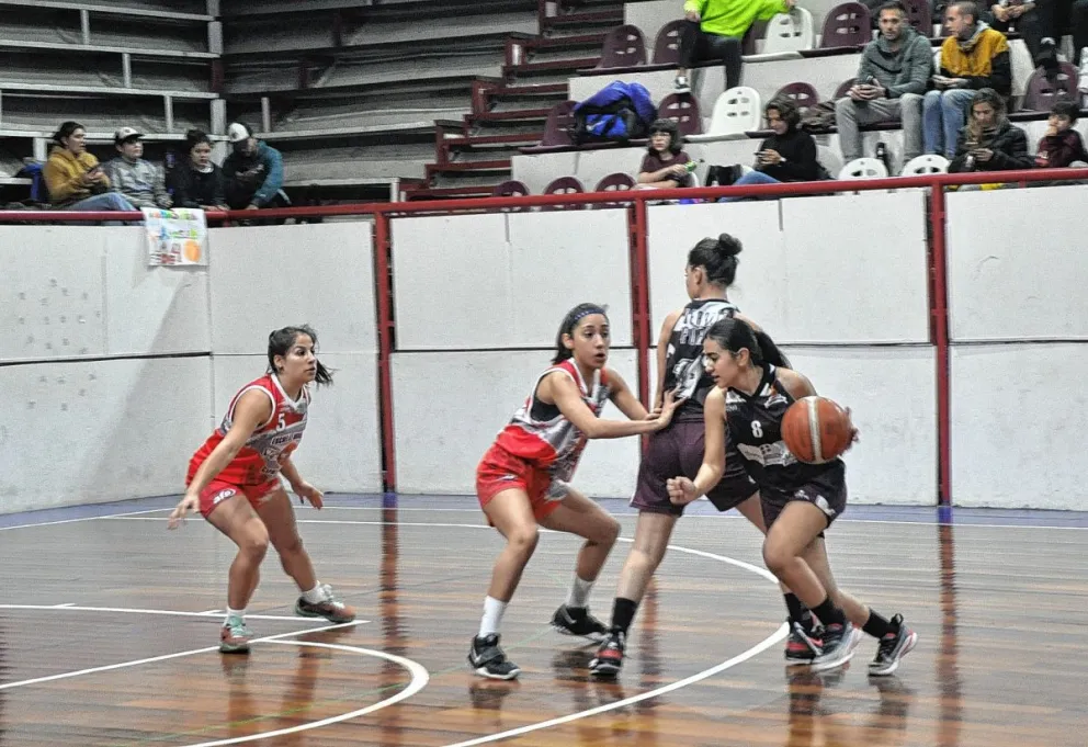 Triunfo y clasificación para Federación