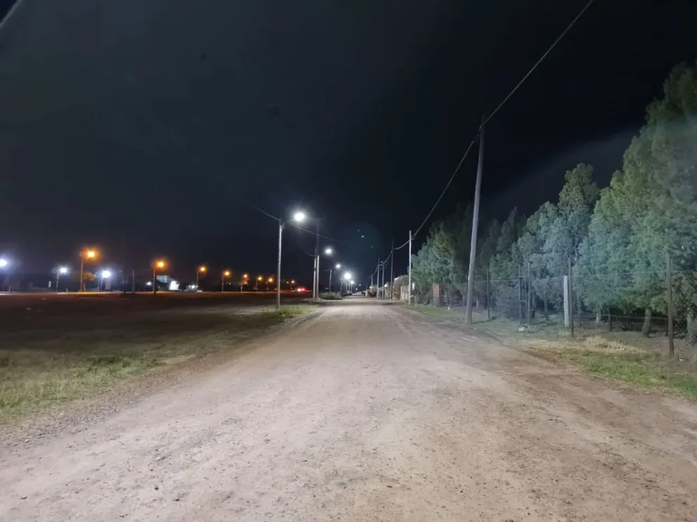El Parque Industrial cambia las luminarias a LED