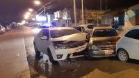 Dos borrachos protagonizaron choque múltiple en Bº Primera Junta: destrozaron tres autos, además del suyo