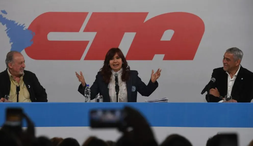  Cristina Kirchner encabezó un nuevo acto