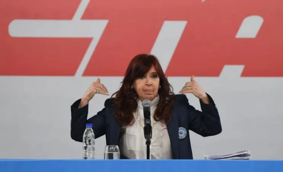 Cristina Kirchner culpó a Macri por la inflación y volvió a pedirle a Alberto Fernández que “use la lapicera”