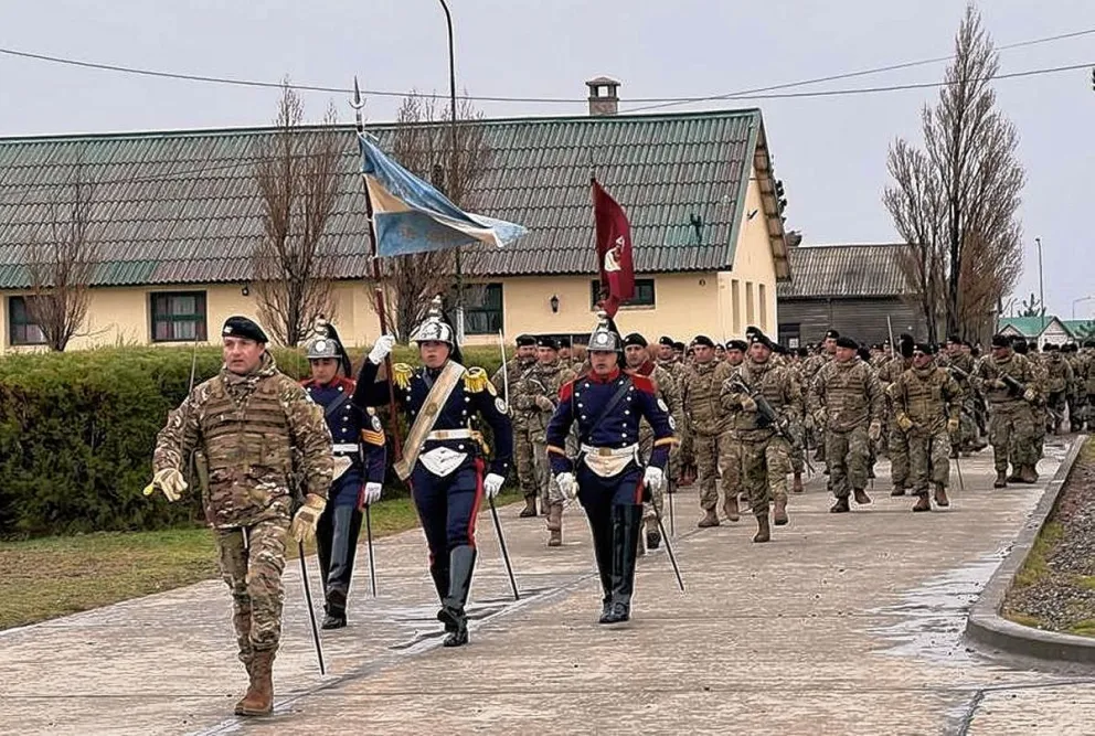 Soldados voluntarios y soldados nacidos en 1963 juraron lealtad a la Bandera