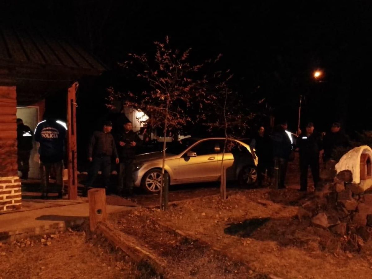Una banda viajó de Bariloche a Neuquén y desvalijó, al menos, cuatro cabañas
