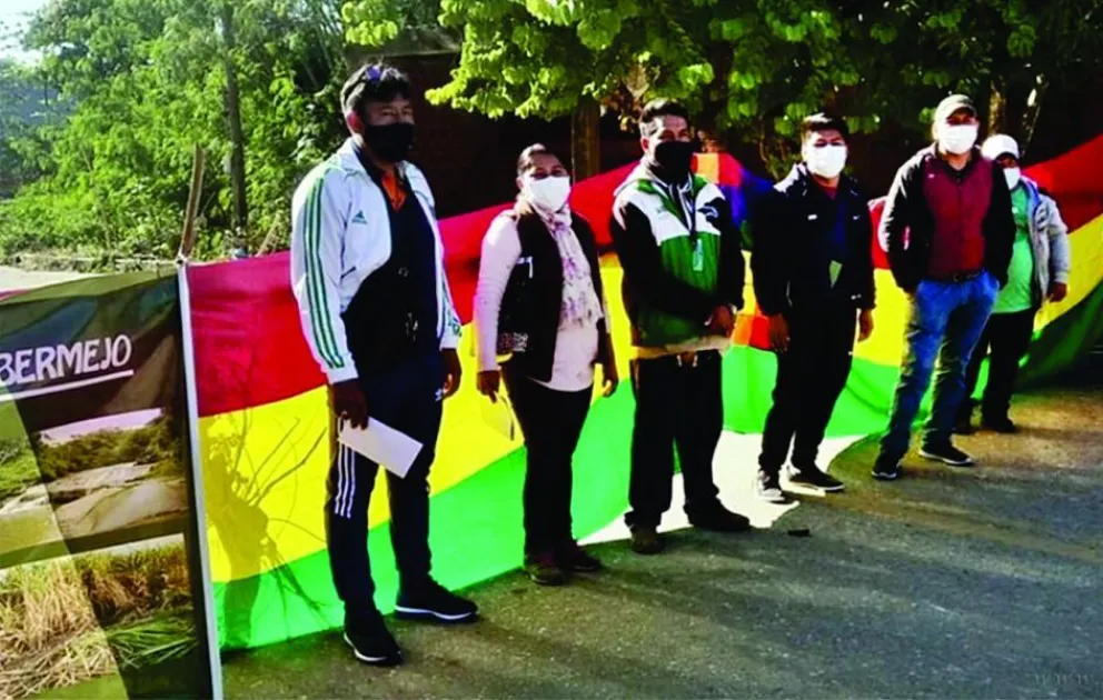 Atención: el Puente Internacional sobre Río Bermejo se encuentra bloqueado
