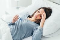 ¿Es posible dormir al lado de una persona enferma de COVID y no terminar contagiado?