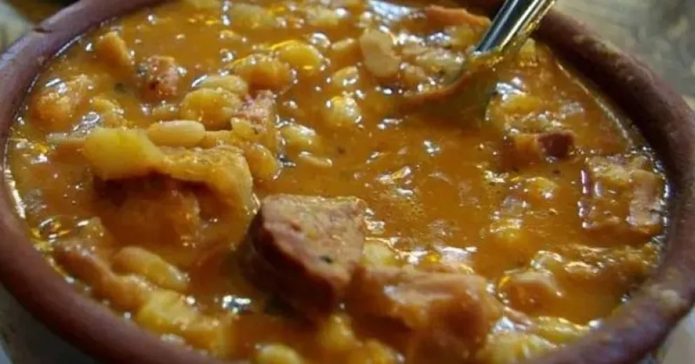 Ofrecen locro del 9 de Julio a cambio de un juguete