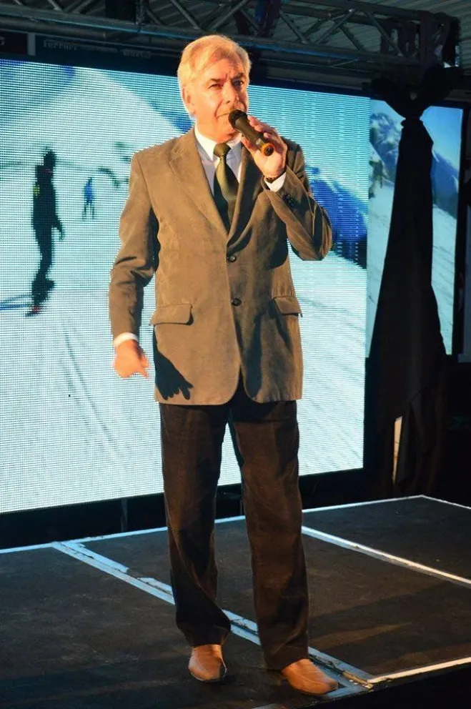 Pesar por el fallecimiento del periodista Carlos Hidalgo