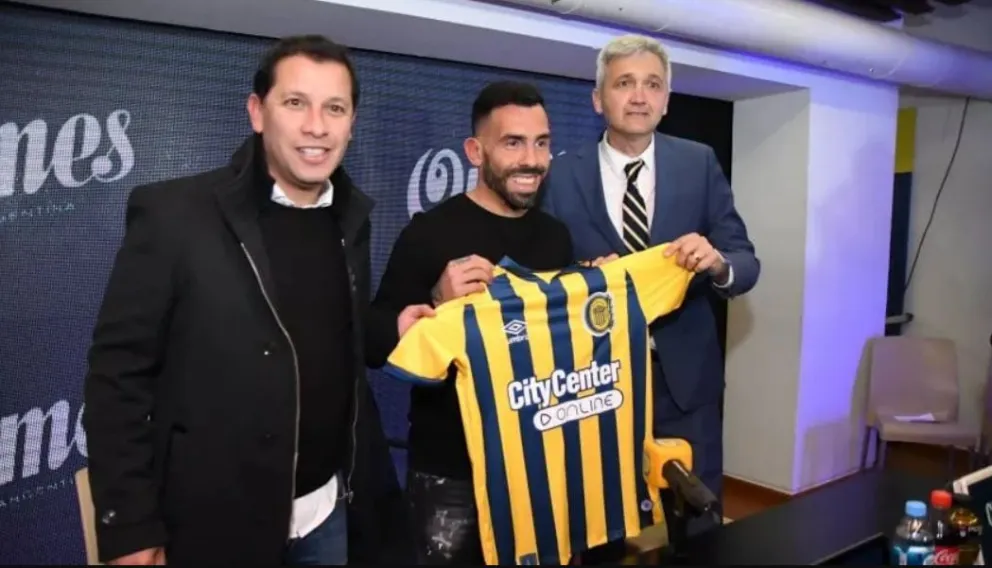 Tevez fue presentado como nuevo DT de Rosario Central