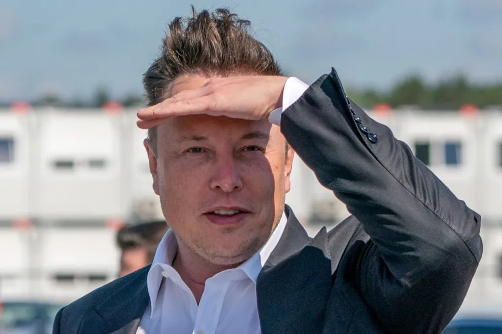 La razón por la que la hija transgénero de Elon Musk quiere cambiarse el apellido de su padre 