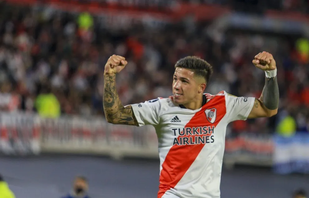 Benfica confirmó la compra de Enzo Fernández por una suma millonaria