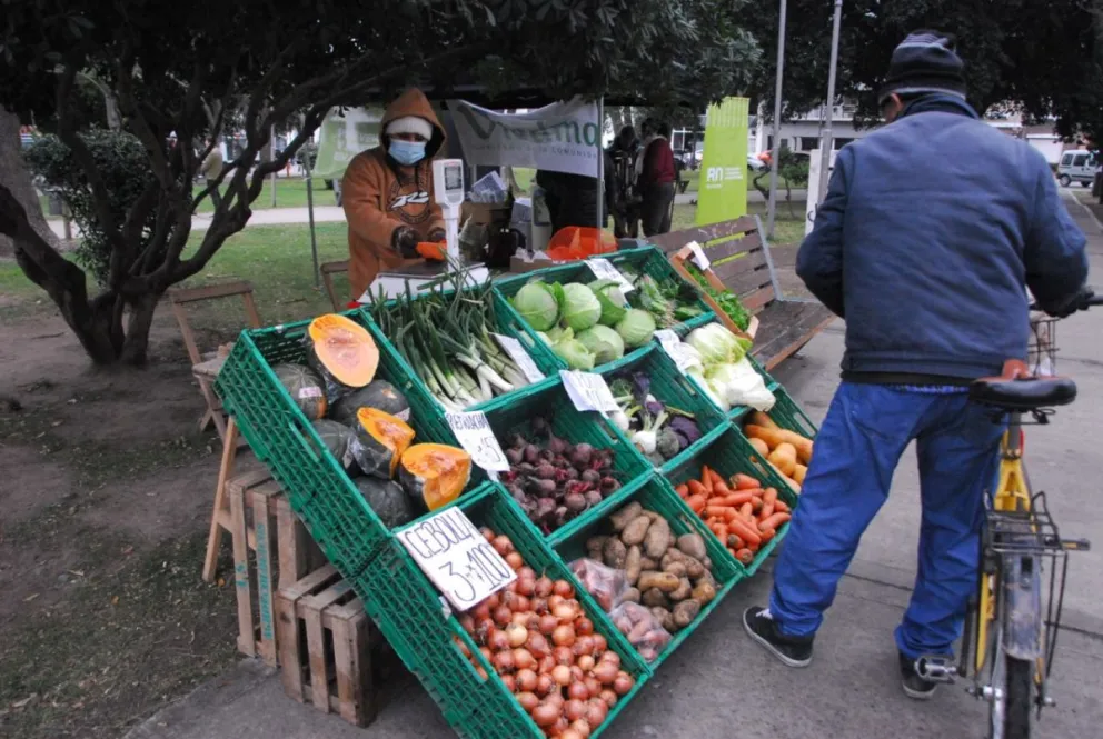 La Feria Agroecológica le hizo frente al mal tiempo 