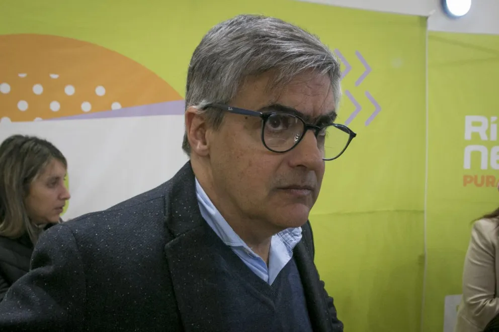 Hospital: Con cien personas trabajando, la obra avanza “muy bien”