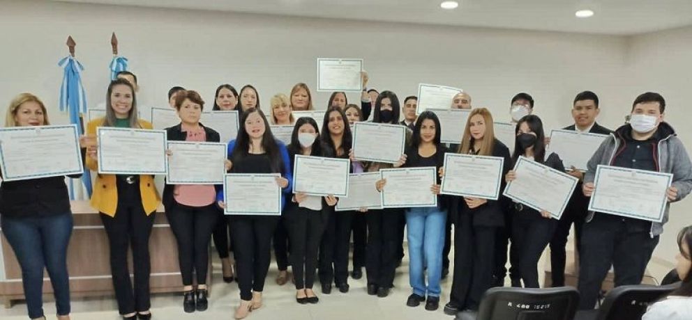 En emotivo acto, graduados de la FCS recibieron sus títulos
