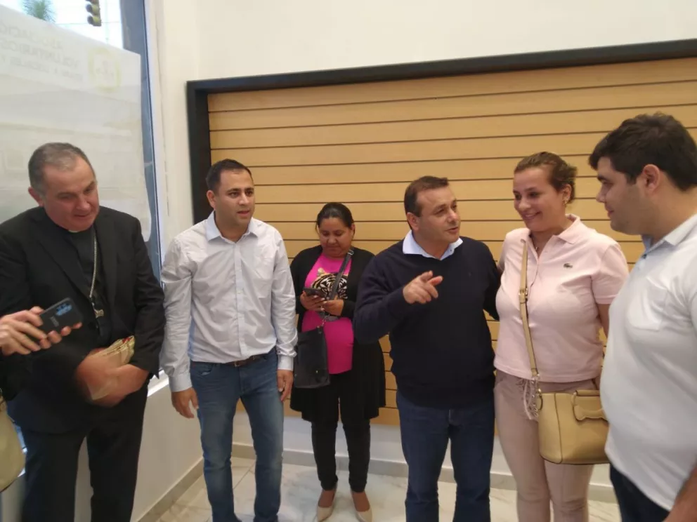 Iguazú: la Asociación de Bomberos Voluntarios inauguró su galería comercial 