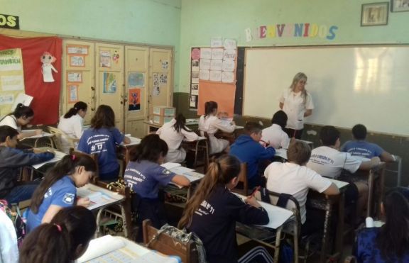 En Corrientes 400 escuelas primarias aplicarían la extensión horaria
