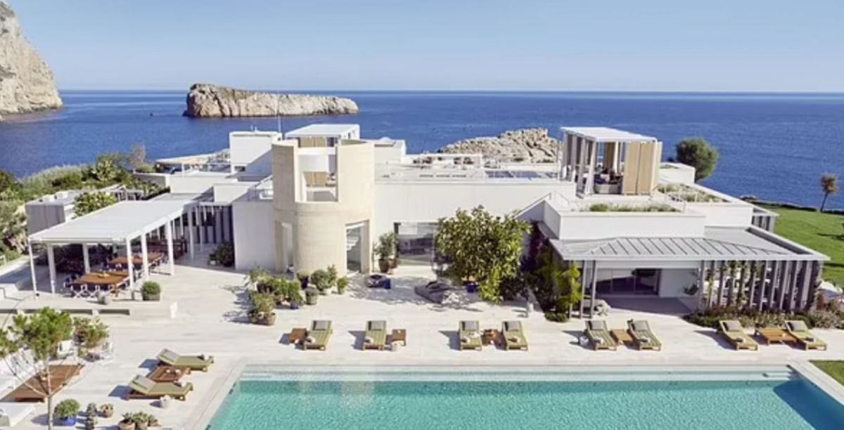 Las vacaciones de Messi y Antonela en la exclusiva mansión de