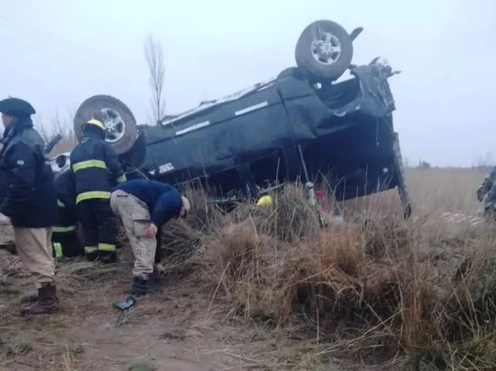 Un hombre de Roca en estado crítico tras sufrir un siniestro en la Ruta 250
