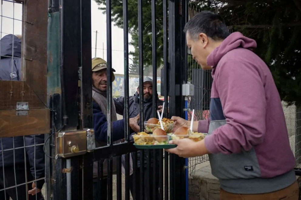 Trabajan en asistencia para personas en situación de calle durante el invierno