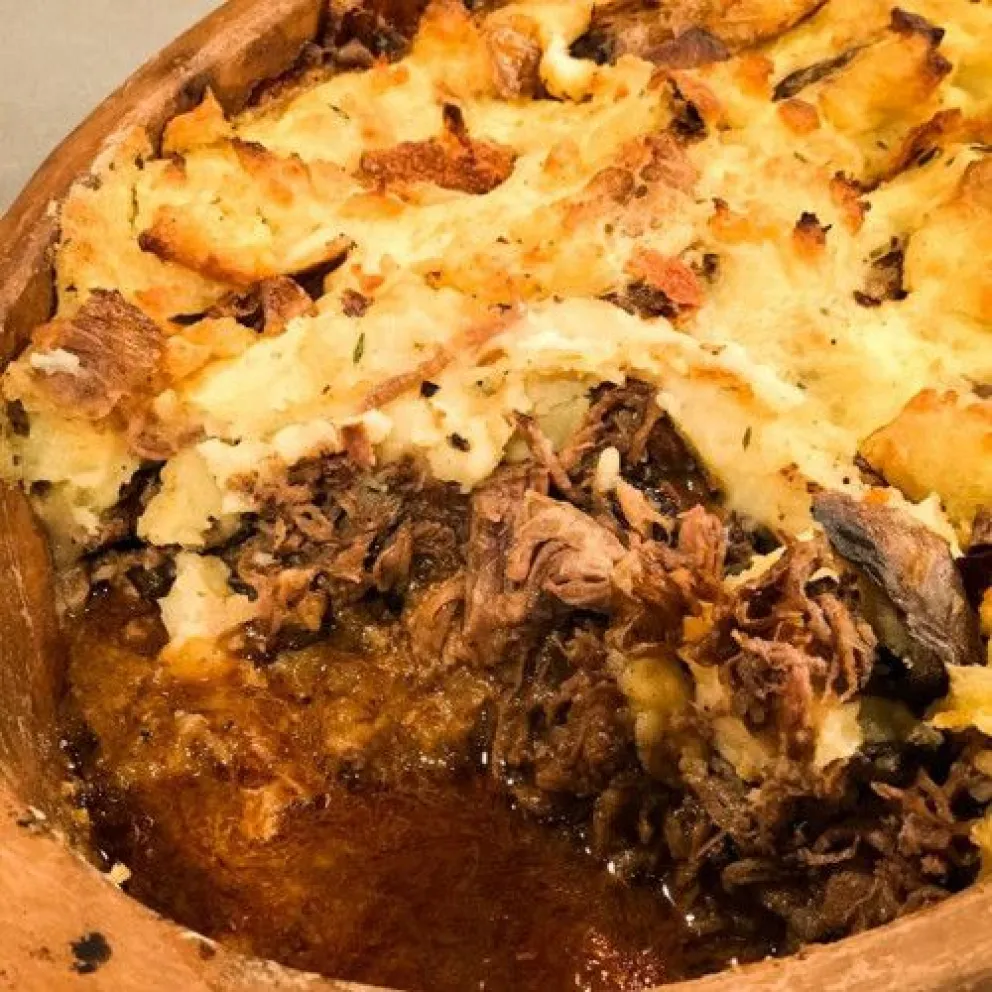 Riquísimo y económico: pastel de papa de osobuco