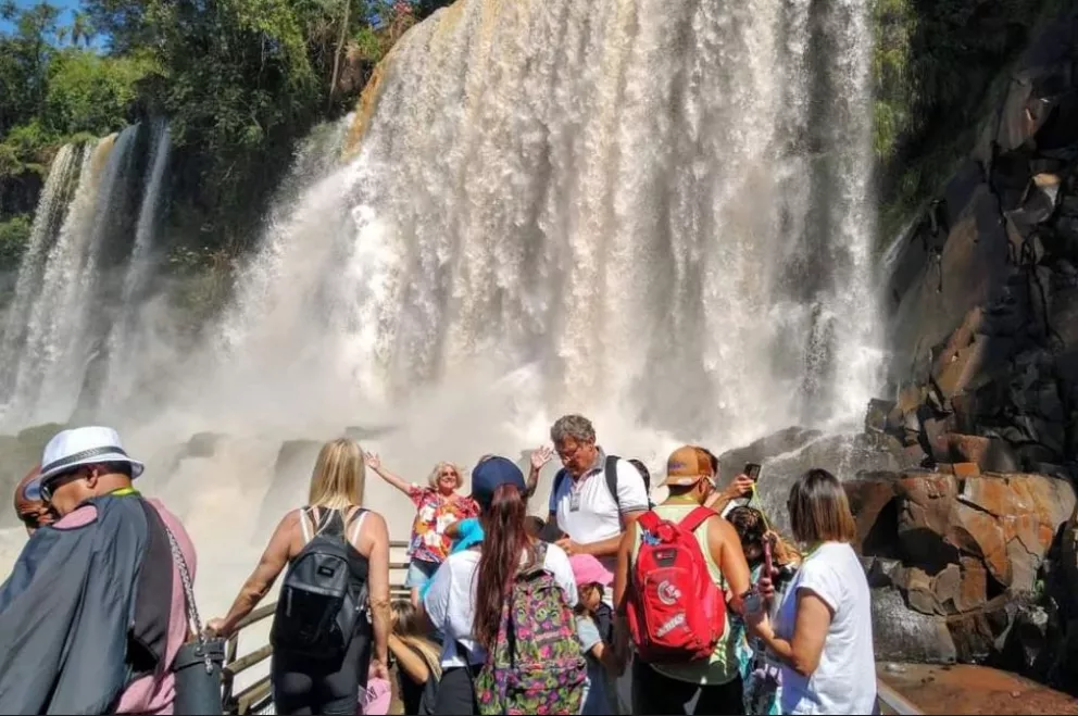 Turismo: lanzarán la temporada de invierno en con un show en Iguazú