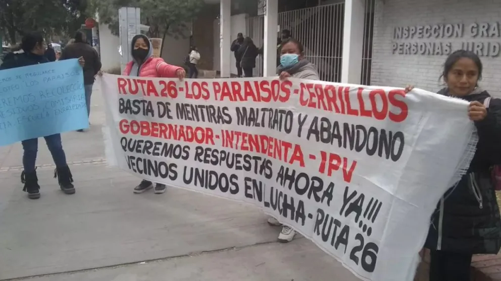 Barrio Los Paraísos: vecinos denuncian falta de servicios públicos 